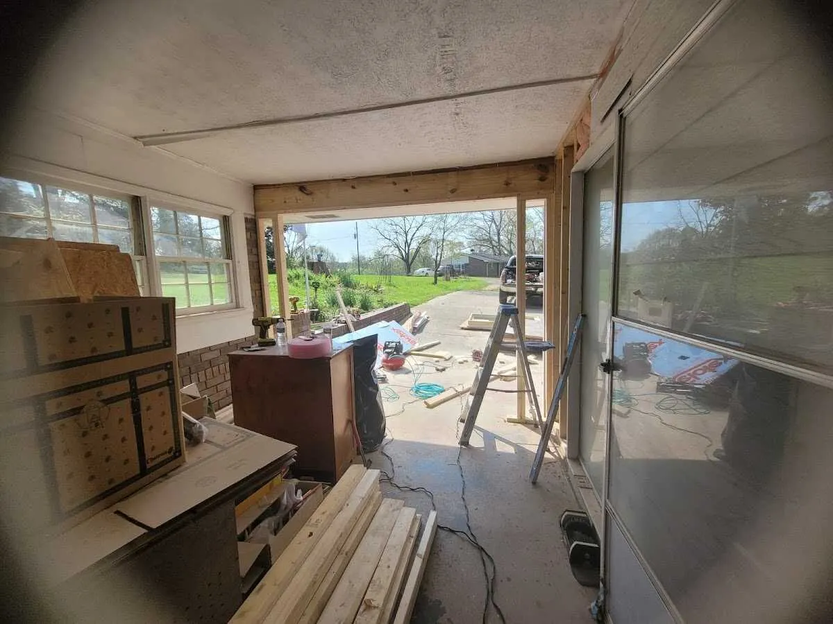 Air movers and dehumidifier for Drying & Dehumidification in Plumstead